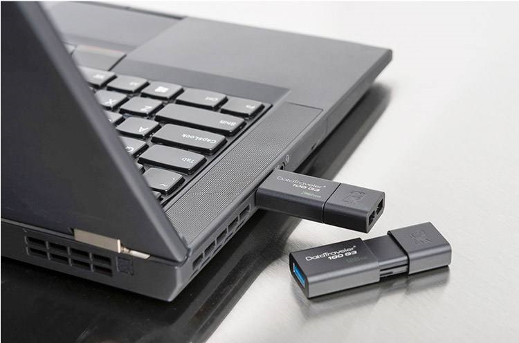 分享U盘明明有空间却提示放不下大文件的的解决方法