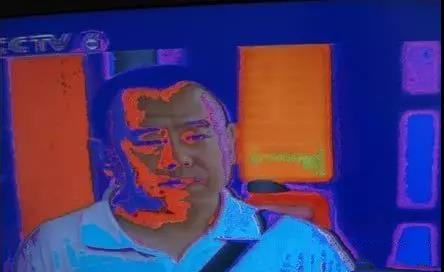 分享电脑开机花屏的相关解决方案